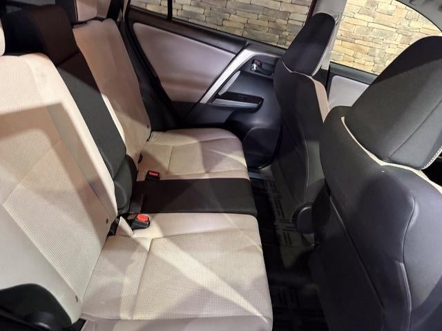 2017 Toyota RAV4 XLE AWD (Natl)