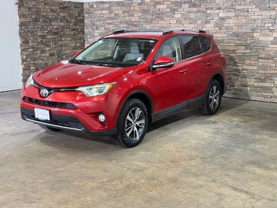 2017 Toyota RAV4 XLE AWD (Natl)