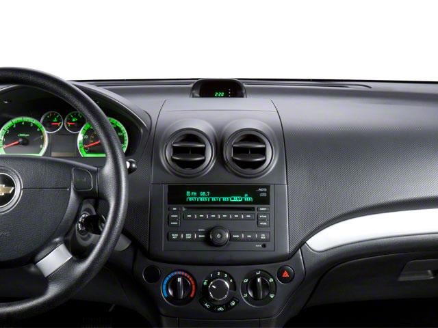 2011 Chevrolet Aveo 4-door 2LT