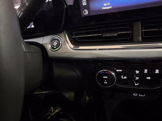2025 Chevrolet Trax FWD 4dr LT