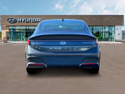 2025 Hyundai SONATA SE