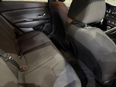 2021 Hyundai ELANTRA SE IVT