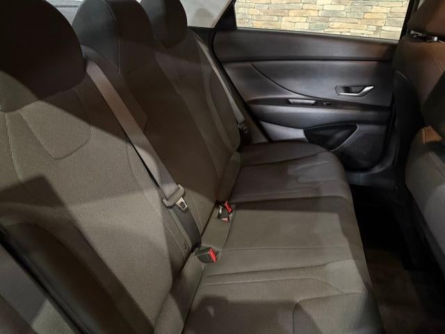 2021 Hyundai ELANTRA SE IVT