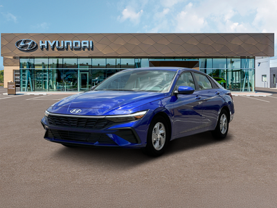 2025 Hyundai ELANTRA SE