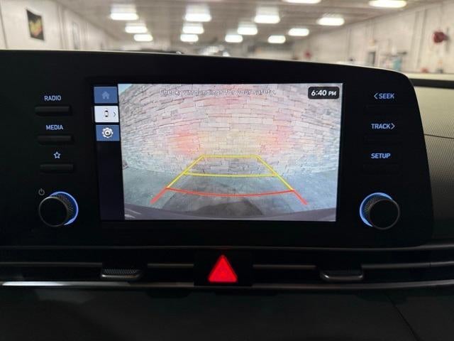 2024 Hyundai ELANTRA SE IVT