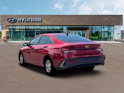 2026 Hyundai ELANTRA SE