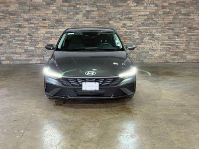 2026 Hyundai ELANTRA SE