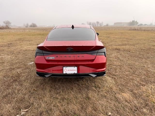 2023 Hyundai ELANTRA Limited IVT