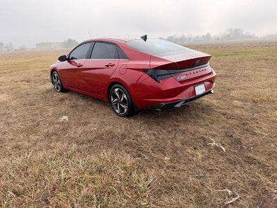 2023 Hyundai ELANTRA Limited IVT