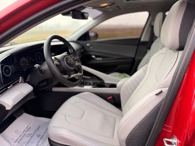 2023 Hyundai ELANTRA Limited IVT