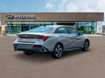 2025 Hyundai ELANTRA Limited