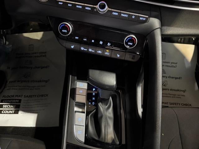 2023 Hyundai ELANTRA SEL IVT