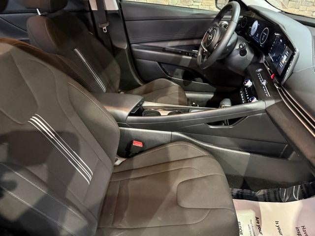 2023 Hyundai ELANTRA SEL IVT