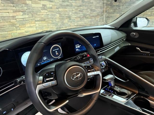 2023 Hyundai ELANTRA SEL IVT