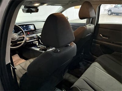 2023 Hyundai ELANTRA SEL IVT