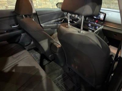 2023 Hyundai ELANTRA SEL IVT