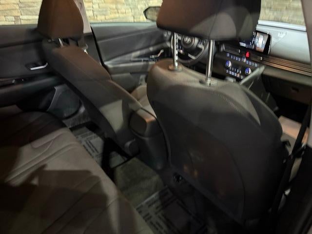 2023 Hyundai ELANTRA SEL IVT