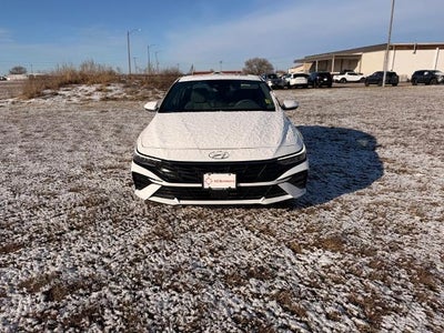 2025 Hyundai ELANTRA SEL Convenience IVT