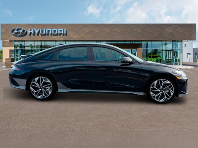 2025 Hyundai IONIQ 6 SEL