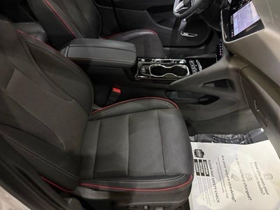 2022 Buick Envision FWD 4dr Essence