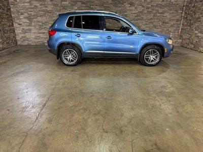 2017 Volkswagen Tiguan 2.0T Wolfsburg Edition FWD