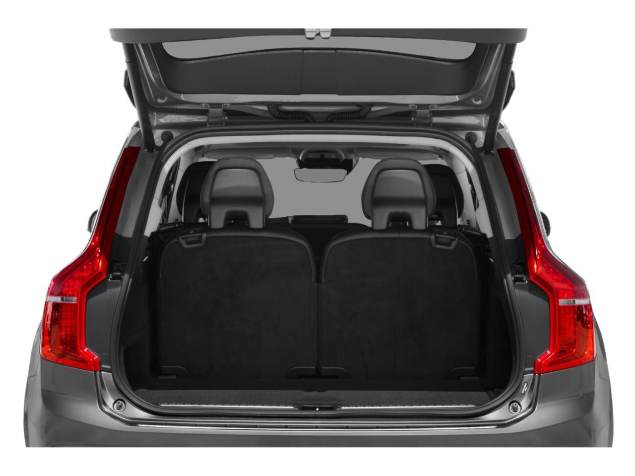 2021 Volvo XC90 T6 AWD Momentum 7P